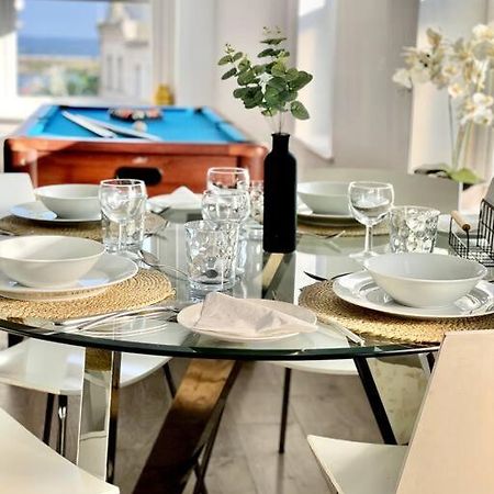 Royal Harbour Retreat Sea Views & Pool Table Apartment Ramsgate Luaran gambar