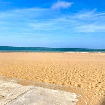 Royal Harbour Retreat Sea Views & Pool Table Apartment Ramsgate Luaran gambar
